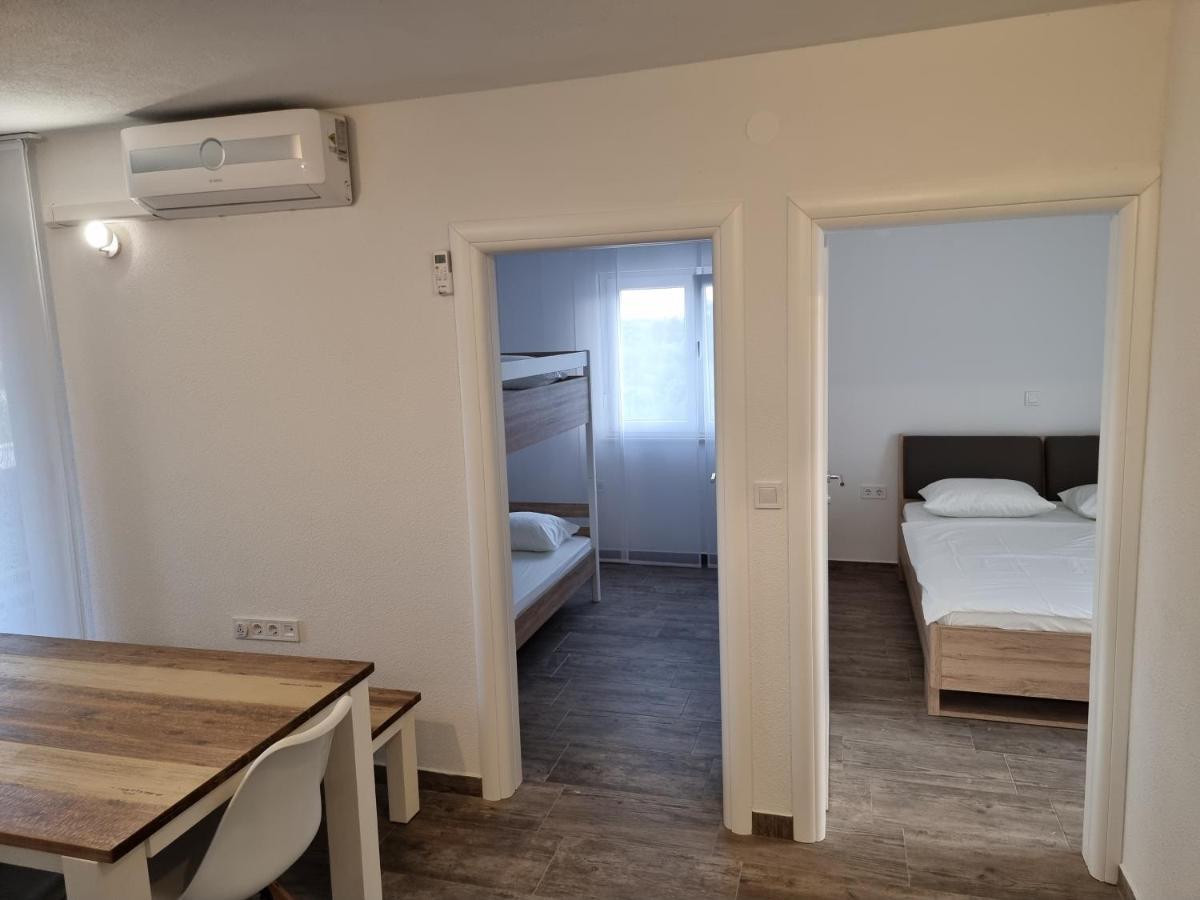 Aksa Residences Вир Екстериор снимка